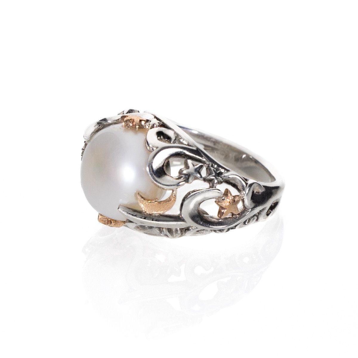 Polvere di Stelle ring dome with pearl