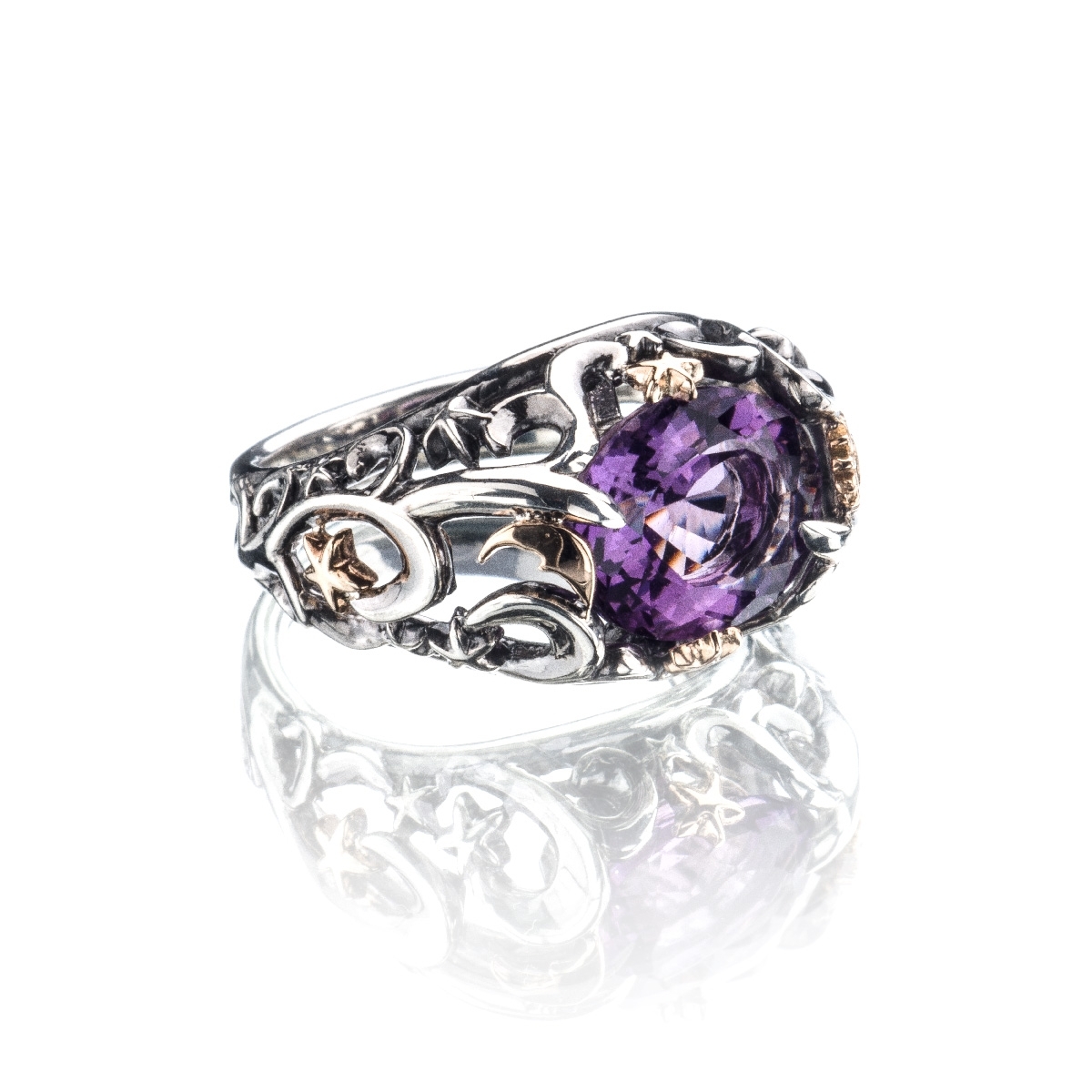 Polvere di Stelle ring with purple stone dome