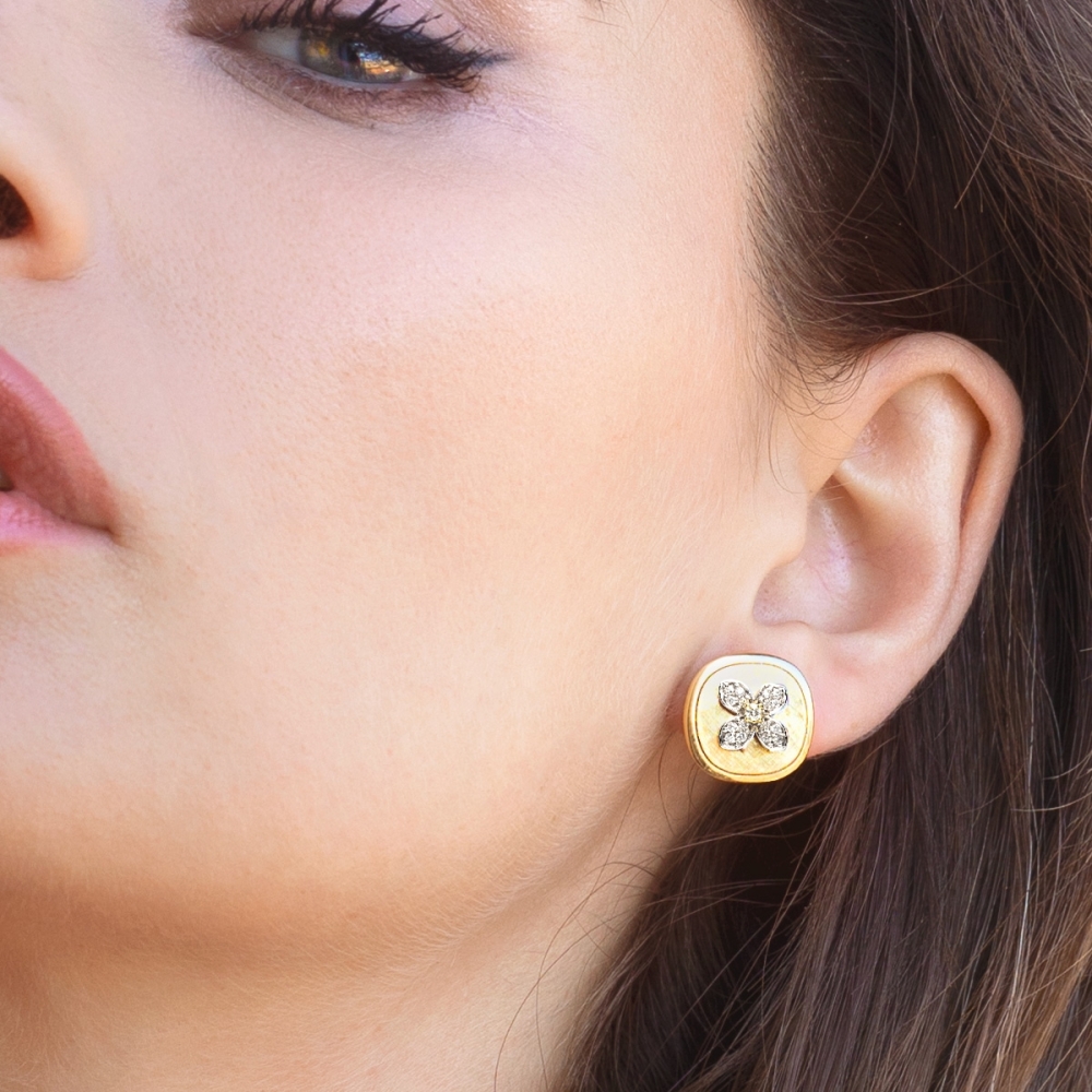 orecchini Allegra oro satinato 18 kt 2