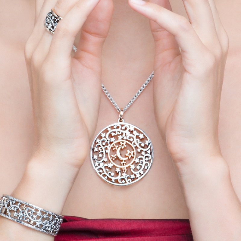 Polvere di Stelle moon pendant