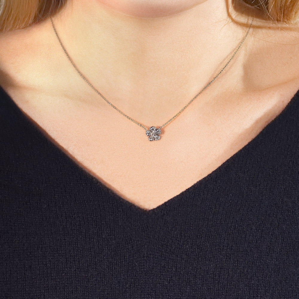 Collana Fiori di pesco fiore piccolissimi 2